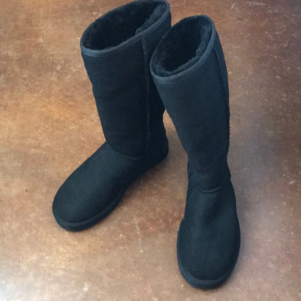 Tall black Ugg classic Boot